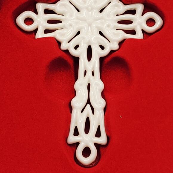 Lenox 2016 Snow Fantasies Cross Christmas Ornament w Box 859554 Excellent Cond - Picture 3 of 8